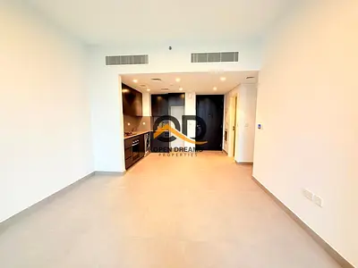 Brand New *2Bed with 3Bath in Gate Building