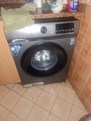 Used front-load washing machine - Good working condition