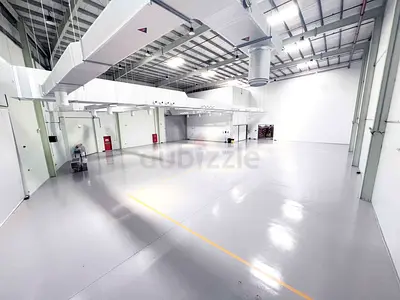 Monthly and partial available, 3.5 AED/SQF Monthly