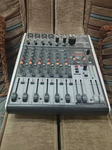Behringer XYNYX X1204 USB 8 Channel mixer