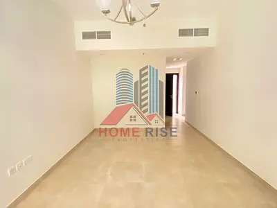Spacious 2bhk with wardrobe & balcony | fully family building | Last unit