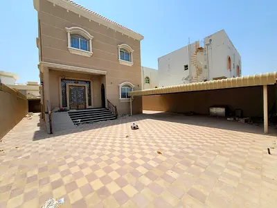 For sale, a villa with electricity, water, and air conditioning, close to services and Sheikh Ammar Street, five rooms, a living room, a hall, and a m