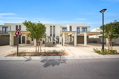 Modern 2BR Townhouse | Ready Now | Falcon Island