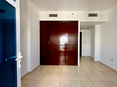 One BHK apartment in JVC- direct from owner-No Commission