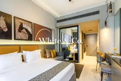 Canal & Pool view | Vacant | High floor