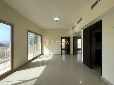 Spacious 3BR + maid room | Laundry | Semi Close Kitchen