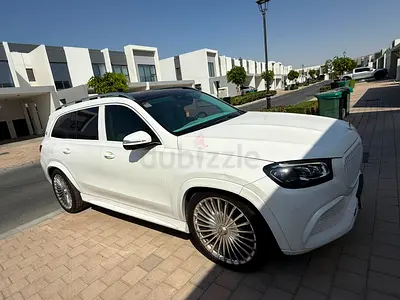 [2021] Mercedes-Maybach GLS 600 with Bespoke Mint Green Interior