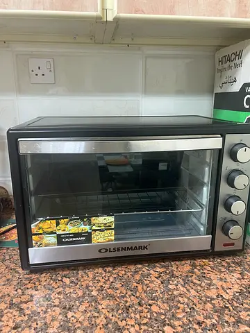 Used Olsenmark Countertop Oven / Toaster Oven - Good Working Condition