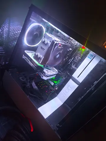 Custom Gaming PC For Sale