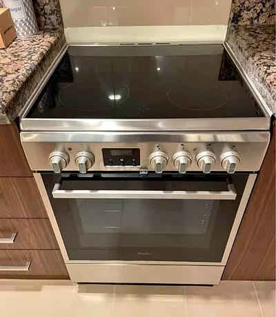 Whirlpool 60cm ceramic cooking range 4 hubs electric ceramic stove