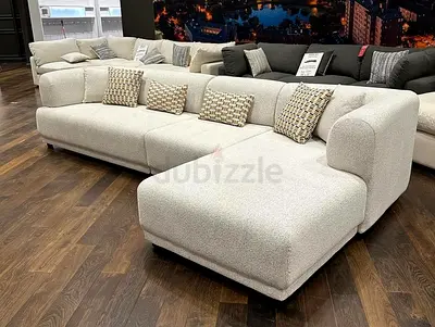 Modern L-Shaped Sectional Sofa in Cream Boucle Fabric