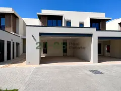 Huge Layout l Green Community l Modern Design