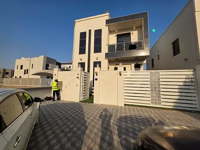 Villa for sale in Yasmin Corner, fully furnished with electricity, water, and air conditioners, ready to move in. It has 5 rooms, a majlis, a living r