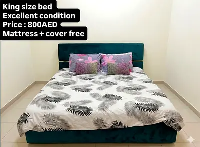 Bed excellent condition سرير