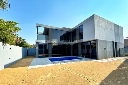 4 BHK Villa Forest Lifestyle Community | High Demand Smart Homes | High ROI distress Deal