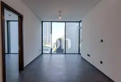 Amazing Pool View | No Construction | Best Price