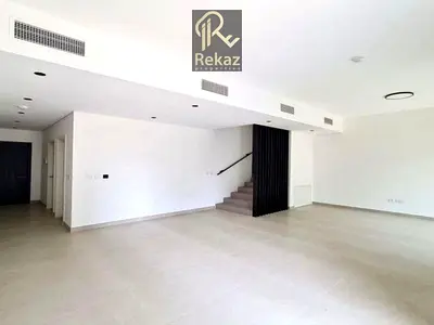 Middle Unit || Easy Payment Plan || 4BR