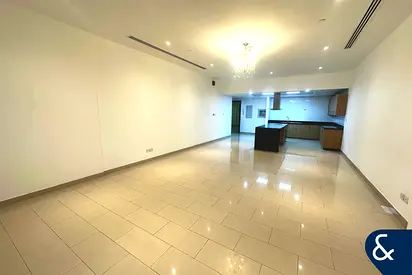 Spacious | 2 Bed | Prime Location