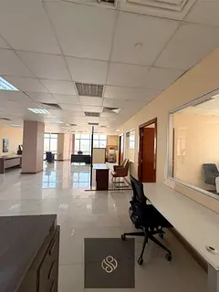 Spacious 680 SQFT Office | DIP | Ideal for 15+ Employees.