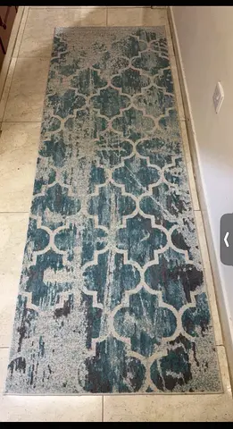 Blue-gray runner rug with Moroccan trellis pattern — 2.5m x 0.8m (approx)