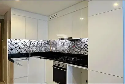 CITY LIVING | SPACIOUS LAYOUT | WELL- MAINTAINED