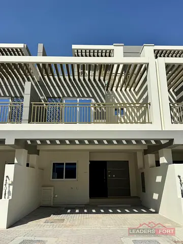 Luxury 3-Bedroom TH| Vacant Now | Camelia Community