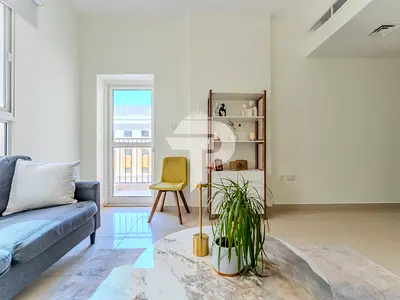 Spacious 1-BR | Vacant | Move-in Ready