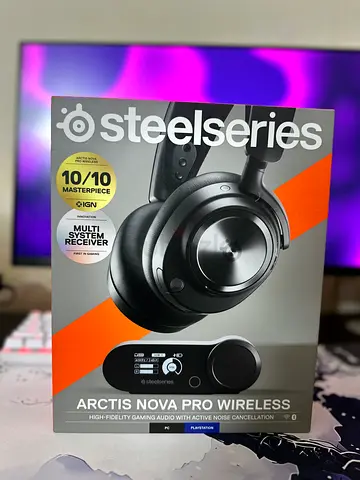 SteelSeries Arctis Nova Pro Wireless Headset - Like New