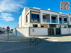 Townhouse for sale, freehold, open to all nationalities, ready to move in immediately, including ele