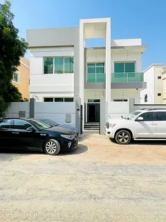 Villa for rent in Ajman Al Yasmeen on the corner of two streets, beautiful location, payment facilit