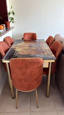 Dinning tabel with chairs