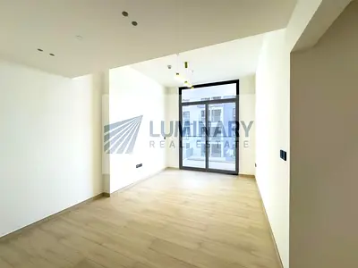 Spacious Apartment | Ready To Move | Prime Location