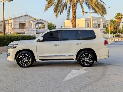 2018 Toyota LAND CRUISER 照片 17