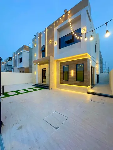 🏡 فيلا للإيجار بالزاهية | 3 غرف | صالة + مجلس | حوش كبير | 95,000 درهم – 4 دفعات
