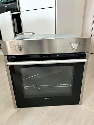 Siemens Built-in Gas Oven - Stainless Steel, Good Condition