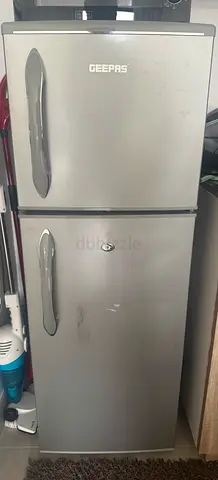 Geepas Double Door Refrigerator Silver