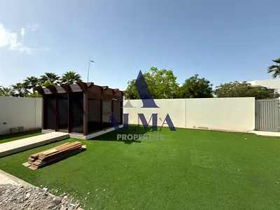 Single Row 3BHK + Study | Upgraded | Private Garden