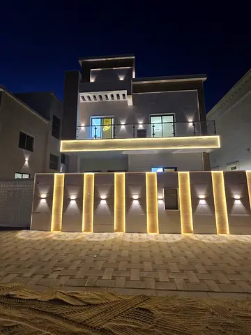 🏠 Villa for sale in Al Yasmin, Ajman - 5 master bedrooms, majlis, living room, and maid's room - registration fees included - freehold ownership for