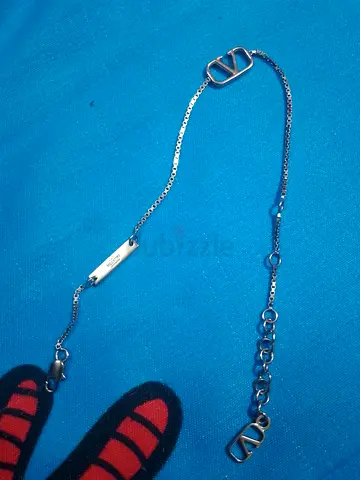 FOR SALE: Valentino Garavani Silver Bracelet (Authentic Style)
Selling my Valentino Garavani bracele