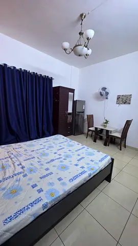 BEDROOM AVAILABLE FOR FOR SINGLE OR COUPLE BUR DUBAI WITH BALCONY