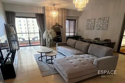 Partial Sea View| Upgraded|Prime Location