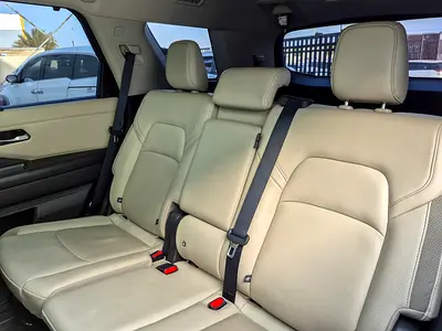 2024 Nissan PATHFINDER 照片 12