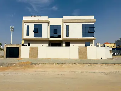 🏡 للبيع: فيلتين جديدتين في الروضة 1 – موقع مميز على شارعين
