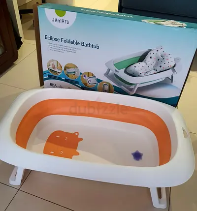 Juniors Foldable Baby Bathtub – Like New