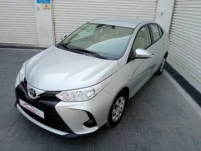 2022 Toyota YARIS 照片 2