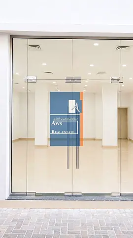 Spacious Street Facing Shop in Prime Business Location