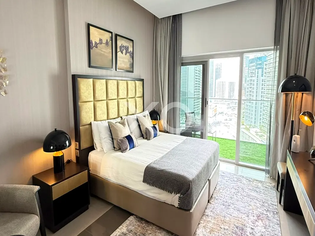 Fully Furnished | High Floor | Vacant Now