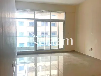 Bright Family Home | Balcony | Central Deira