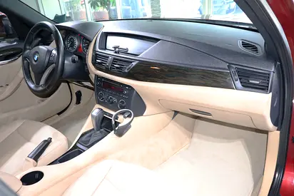 صورة 16 لـ 2011 BMW X1