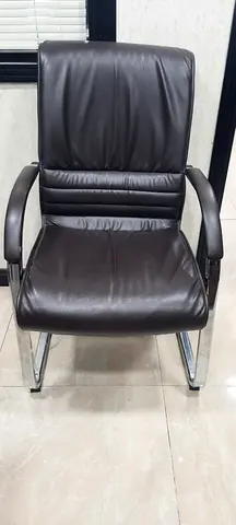 Brown Leather Visitor/Conference Chair (6 Nos)